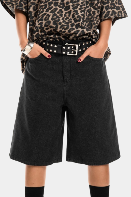 Onyx Bermuda