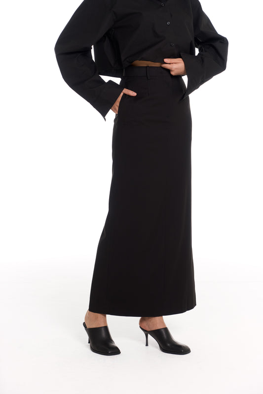 Still Line Skirt