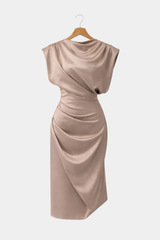 Silent Curve Dress