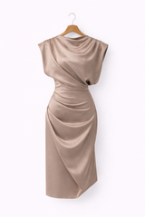 Silent Curve Dress